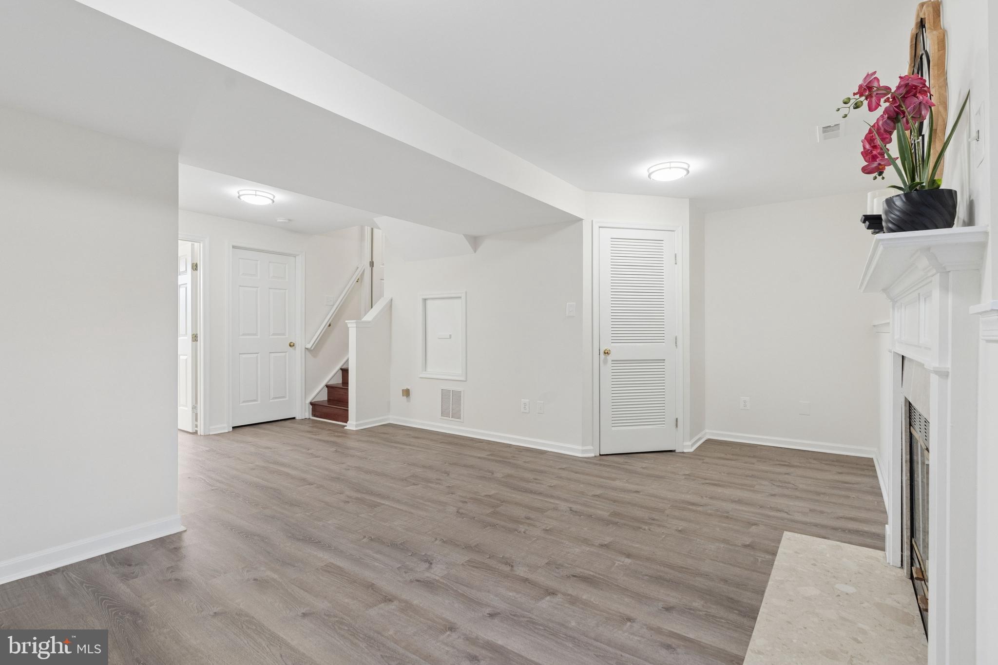 JAPONICA - Residential