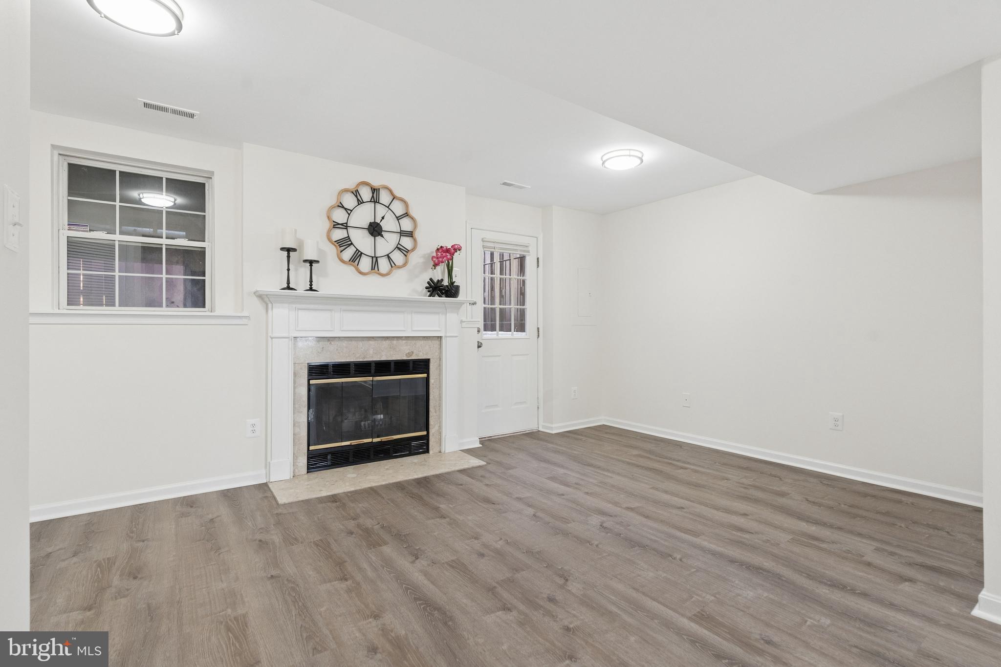 JAPONICA - Residential