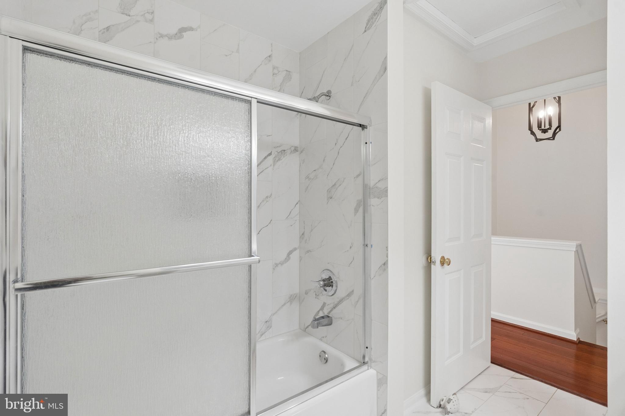 JAPONICA - Residential