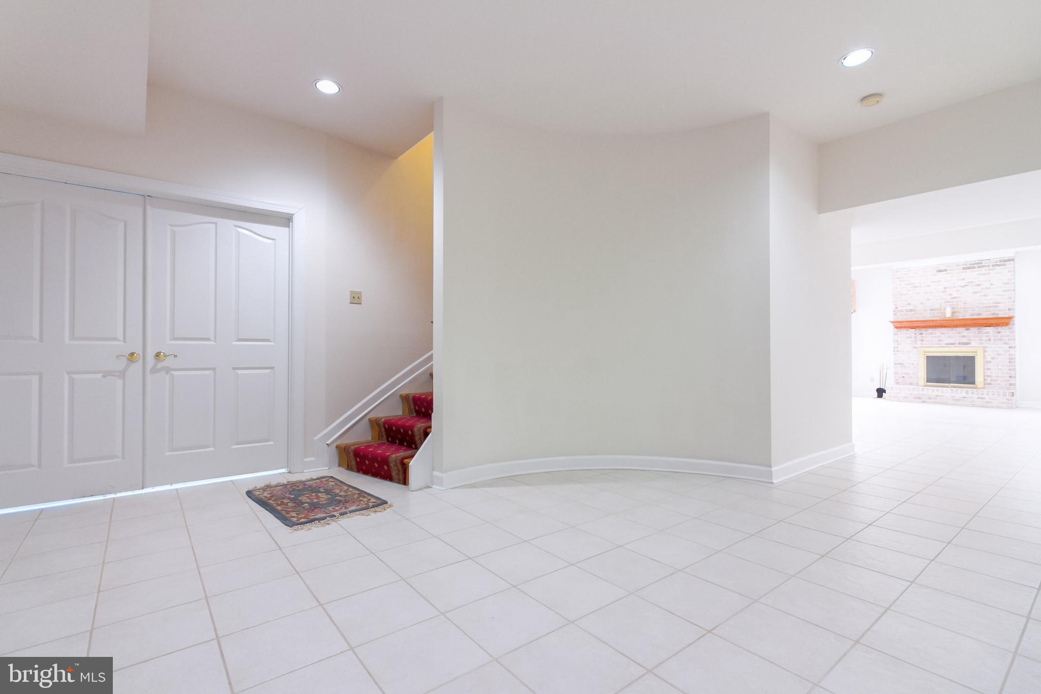 GOLD MINE CROSSING - Residential