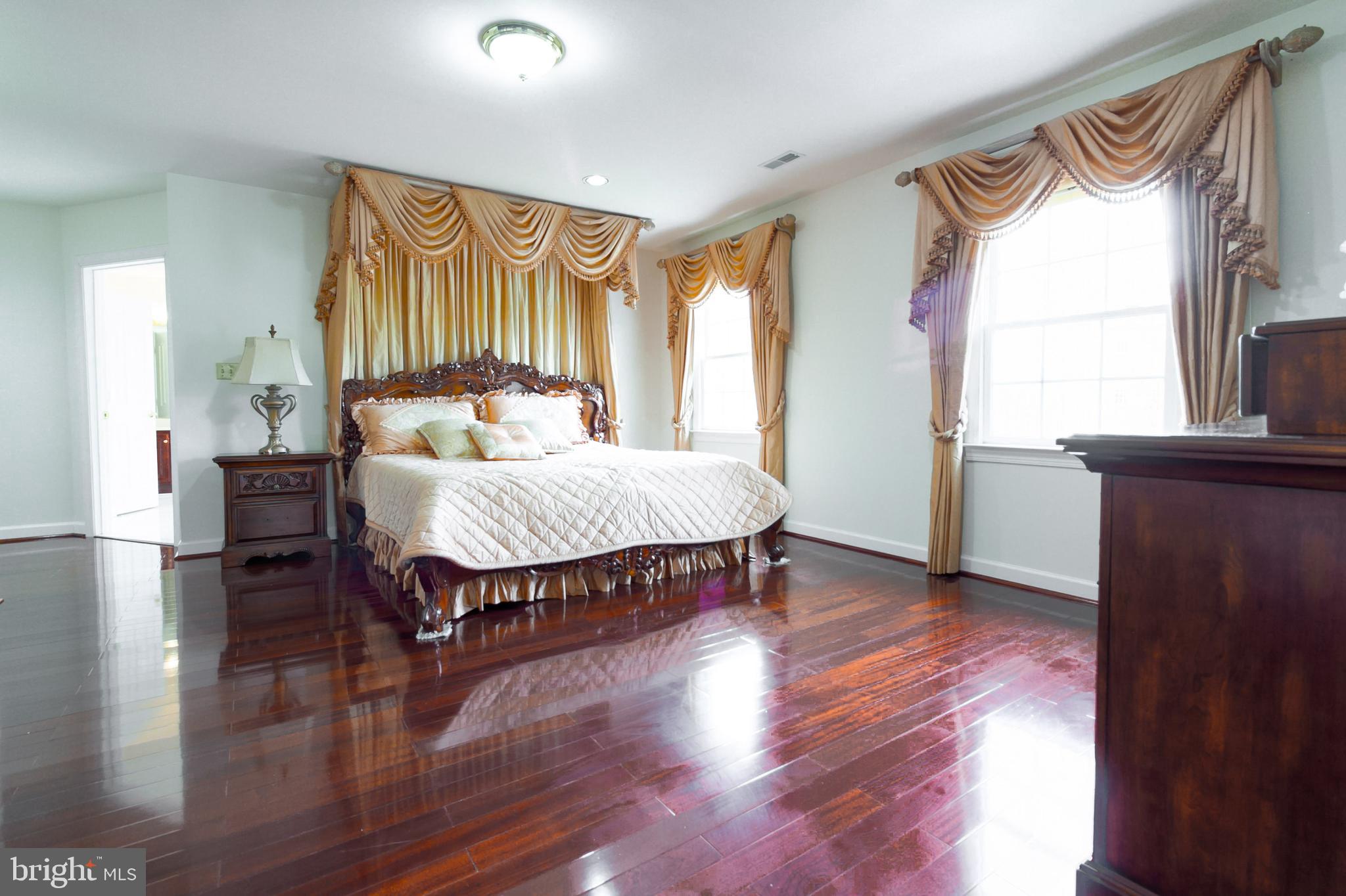 GOLD MINE CROSSING - Residential