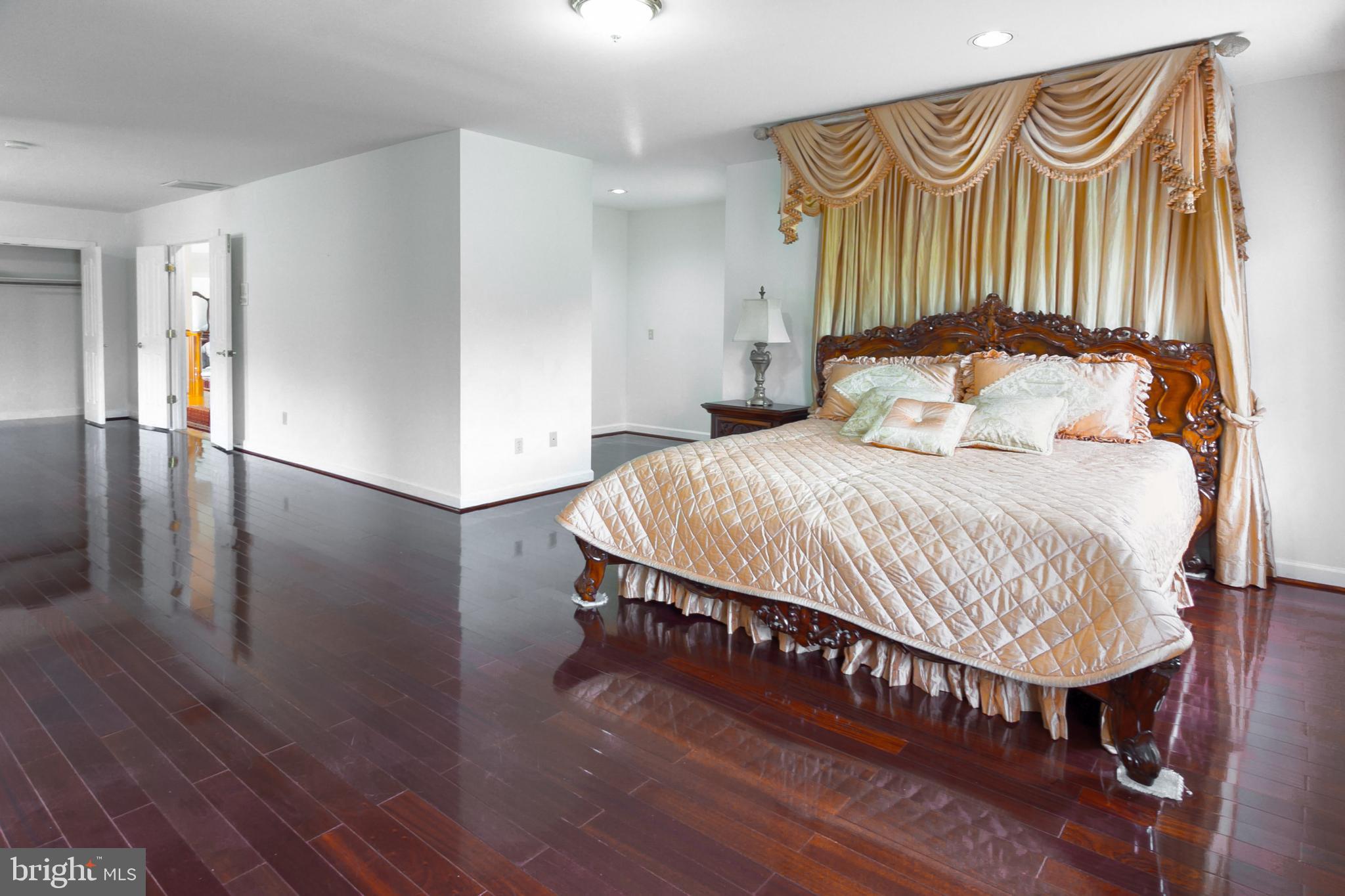 GOLD MINE CROSSING - Residential