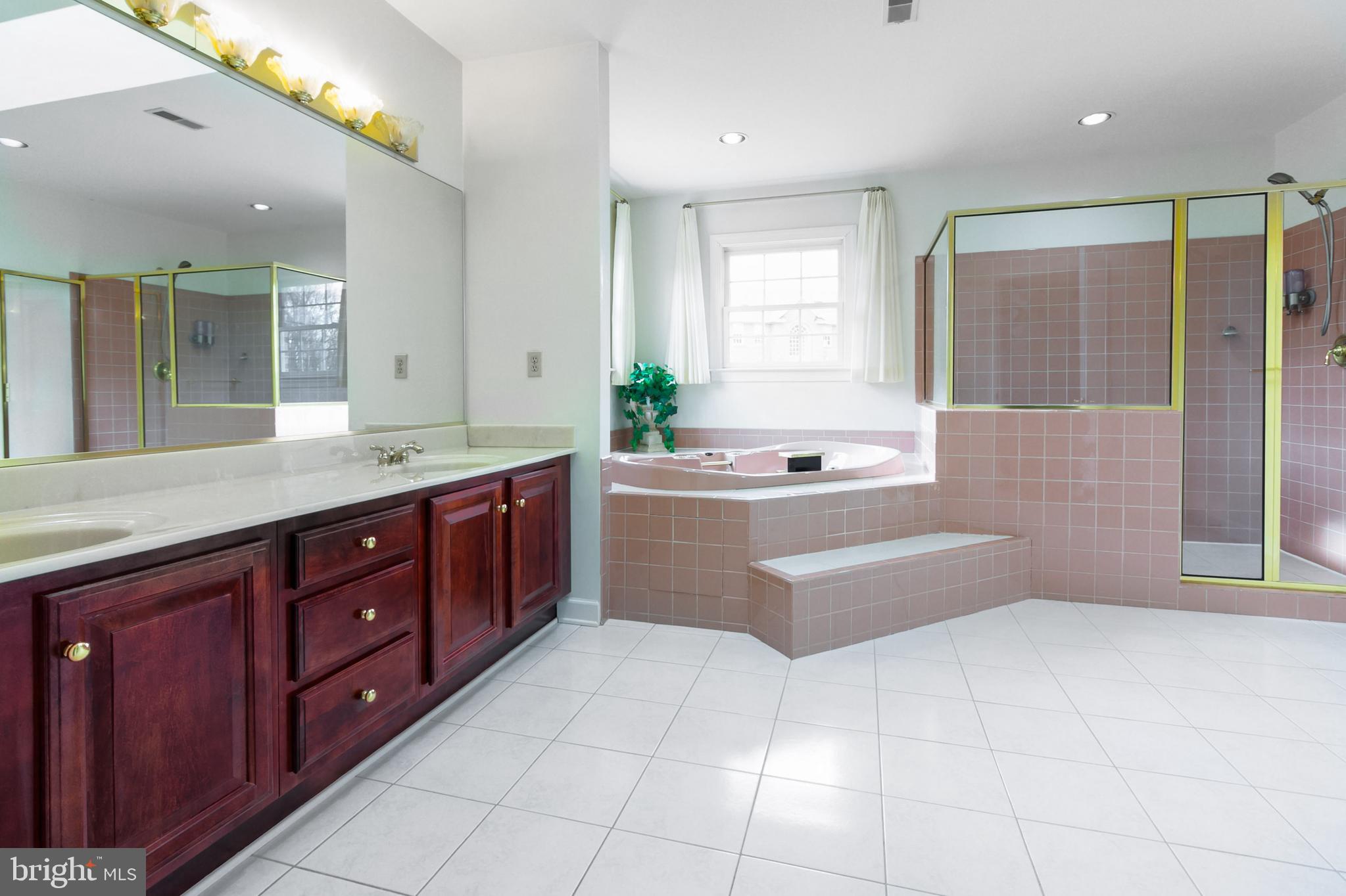 GOLD MINE CROSSING - Residential