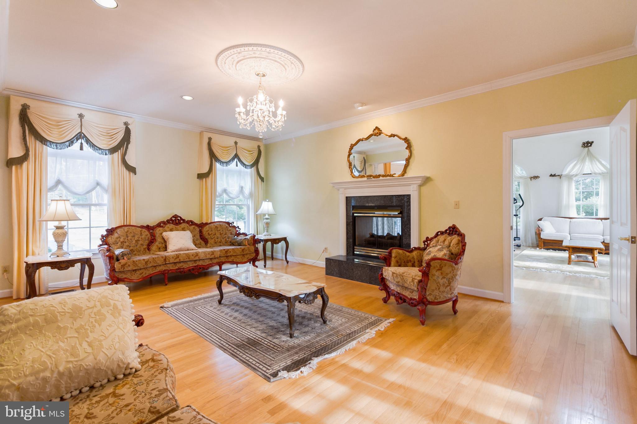 GOLD MINE CROSSING - Residential