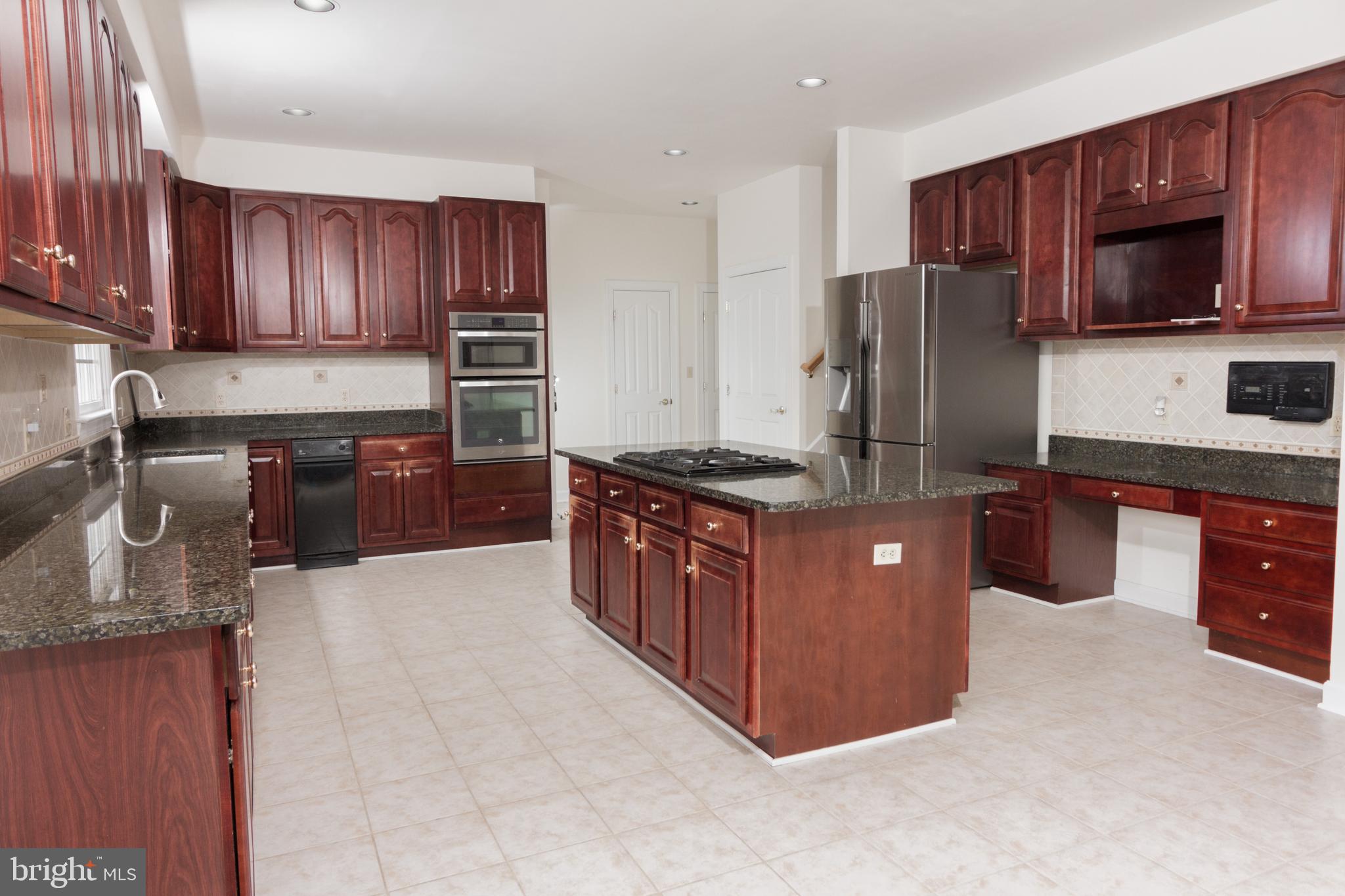 GOLD MINE CROSSING - Residential