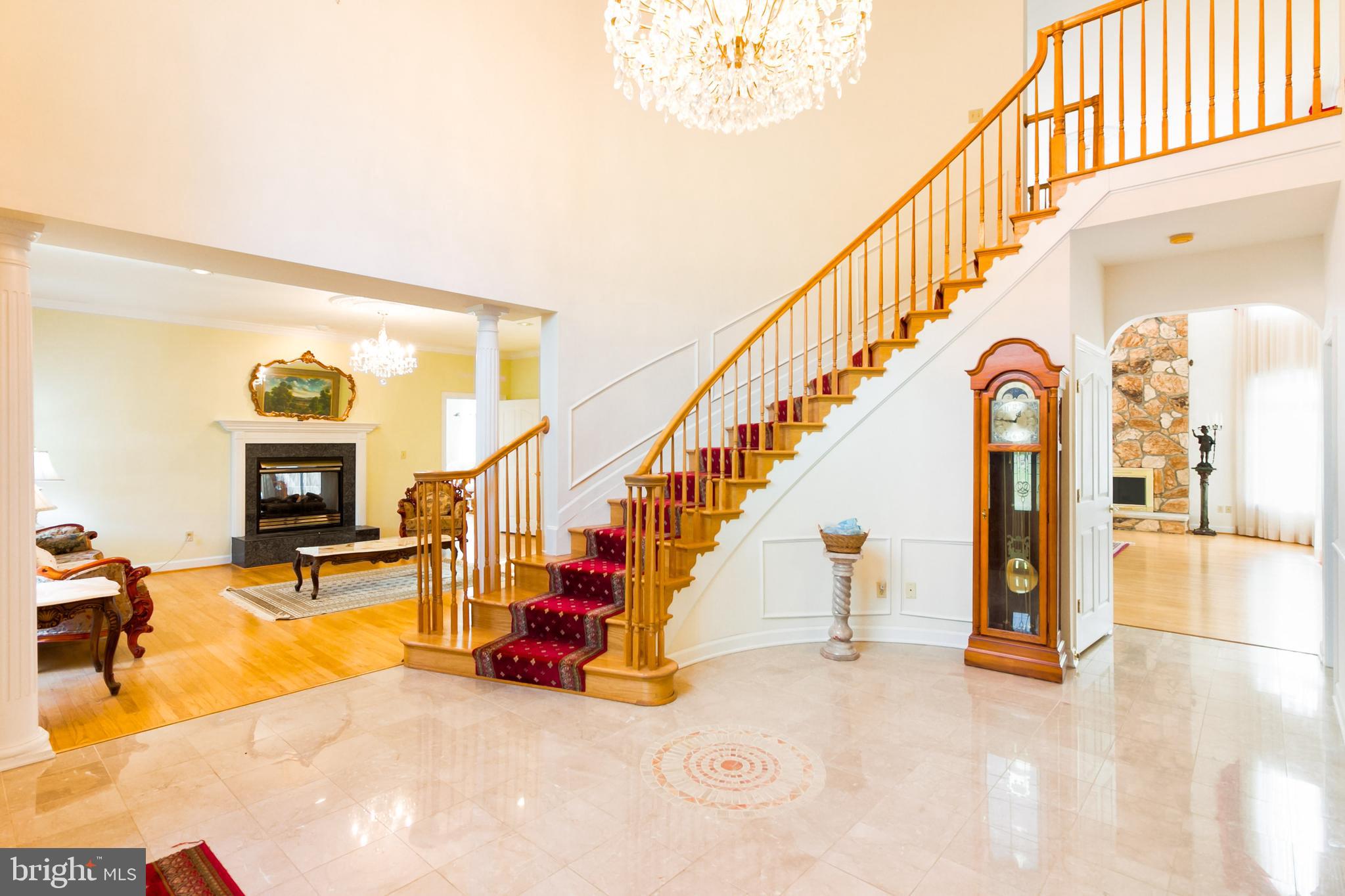 GOLD MINE CROSSING - Residential