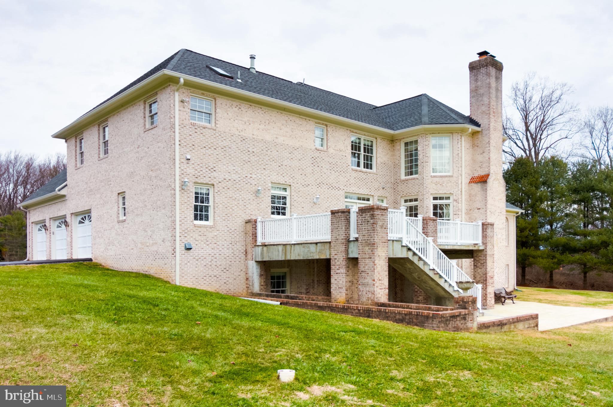 GOLD MINE CROSSING - Residential