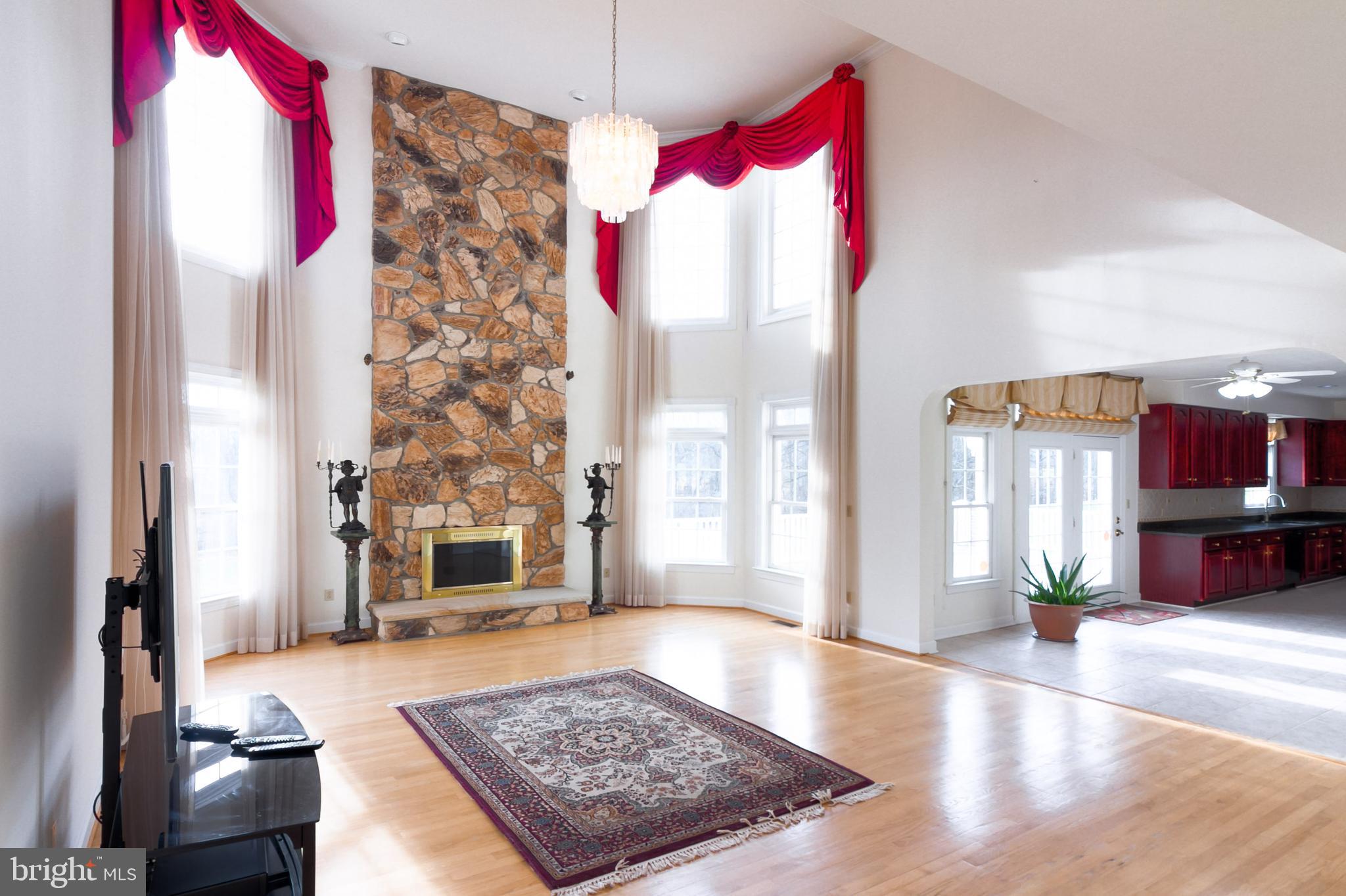 GOLD MINE CROSSING - Residential