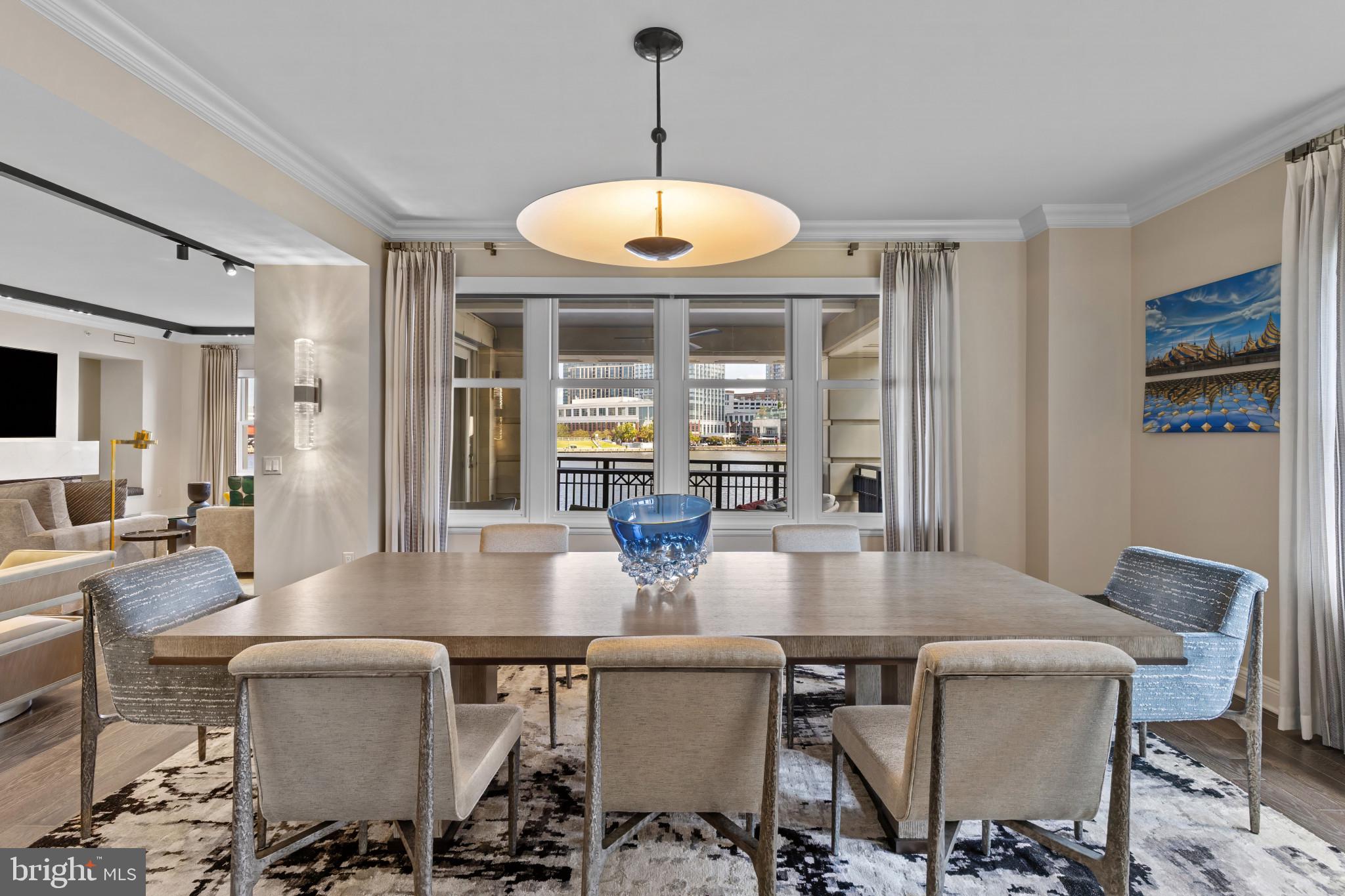 THE RITZ-CARLTON RESIDENCES - Residential