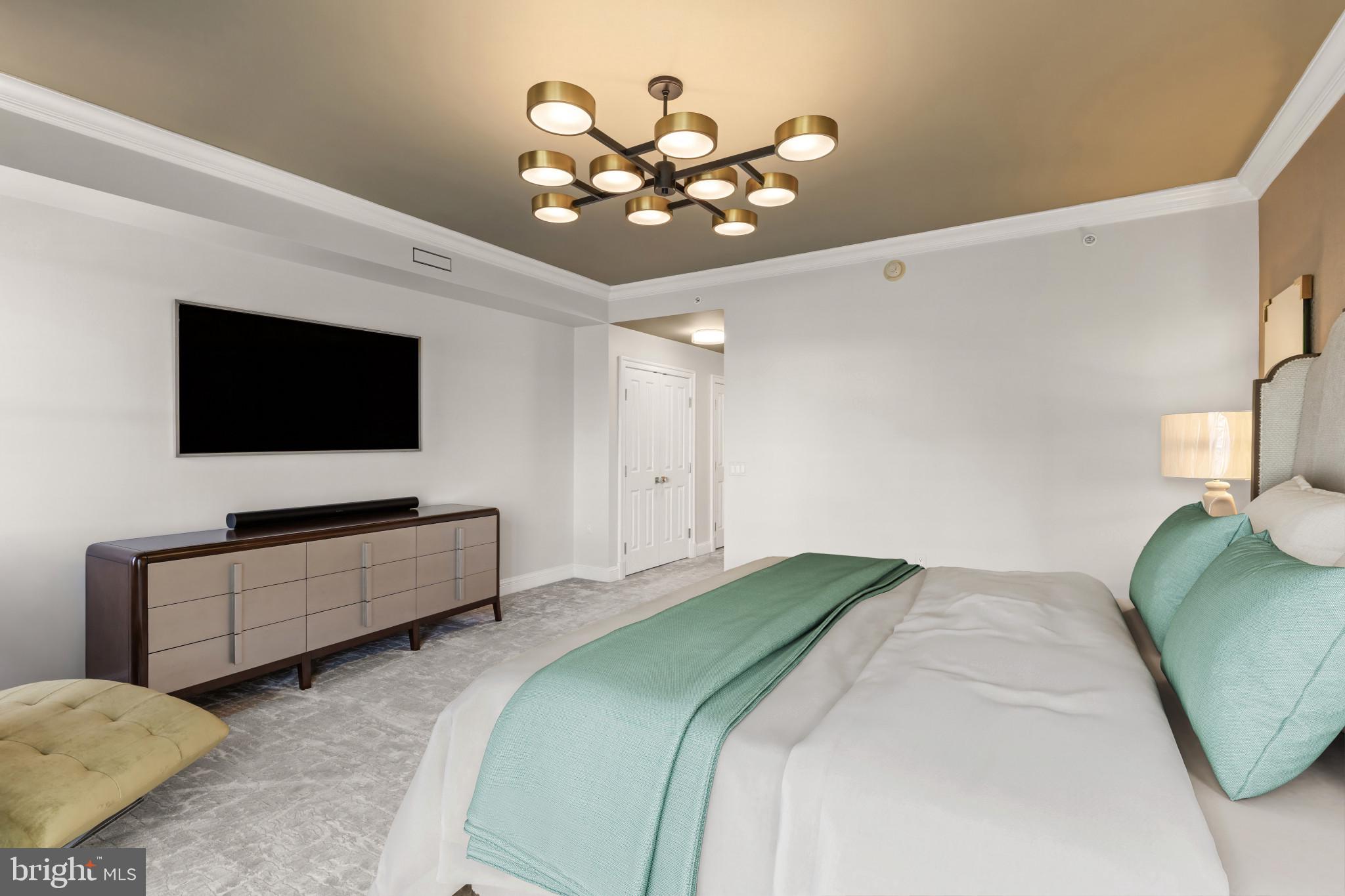 THE RITZ-CARLTON RESIDENCES - Residential