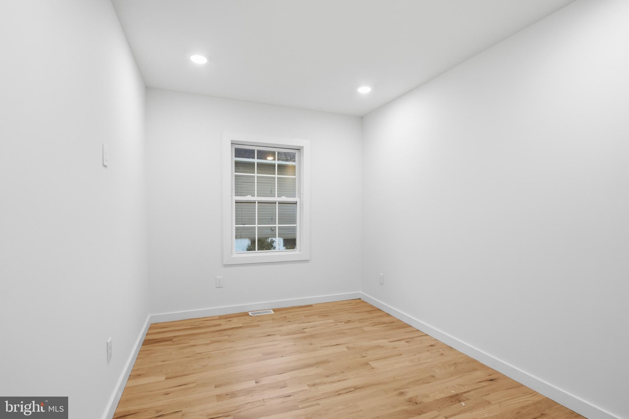 48 5 TH STREET