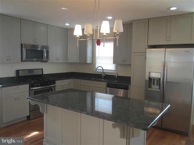 BURNT MILLS KNOLLS - Residential Lease