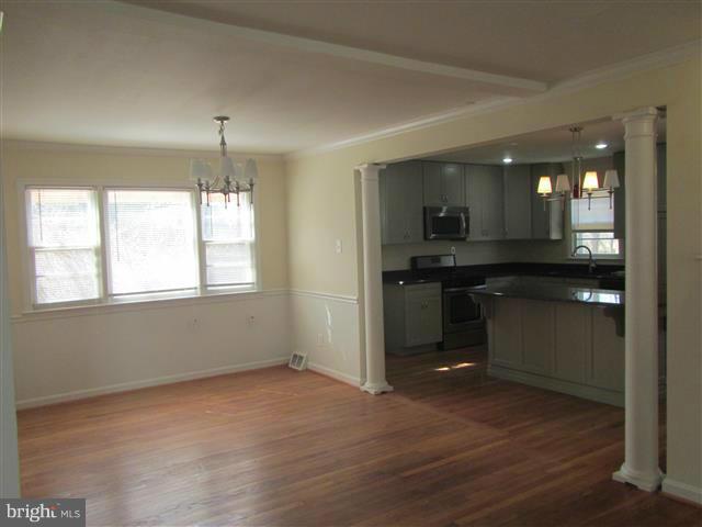 BURNT MILLS KNOLLS - Residential Lease