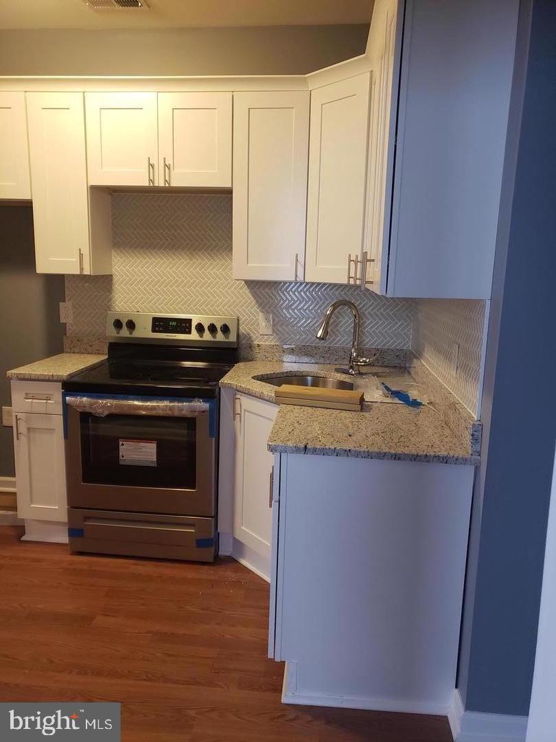 PHILADELPHIA (WEST) - Residential Lease