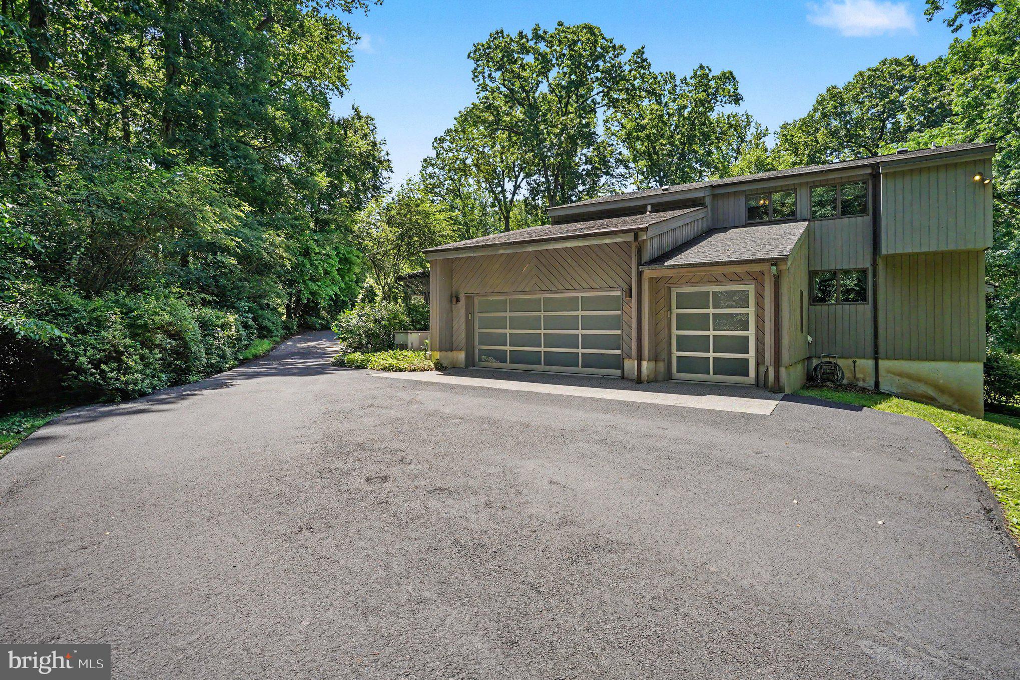 SHAWNEE BROOKE - Residential