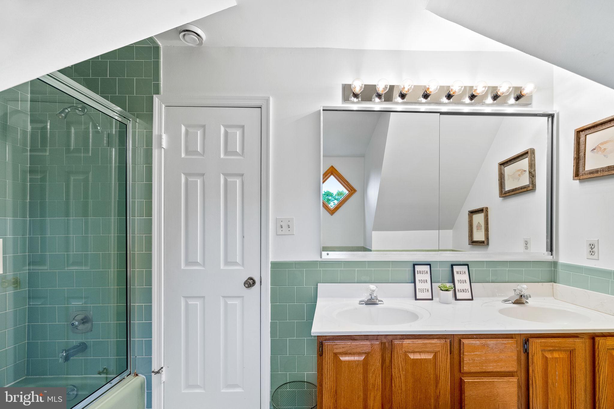 ULMSTEAD ESTATES - Residential