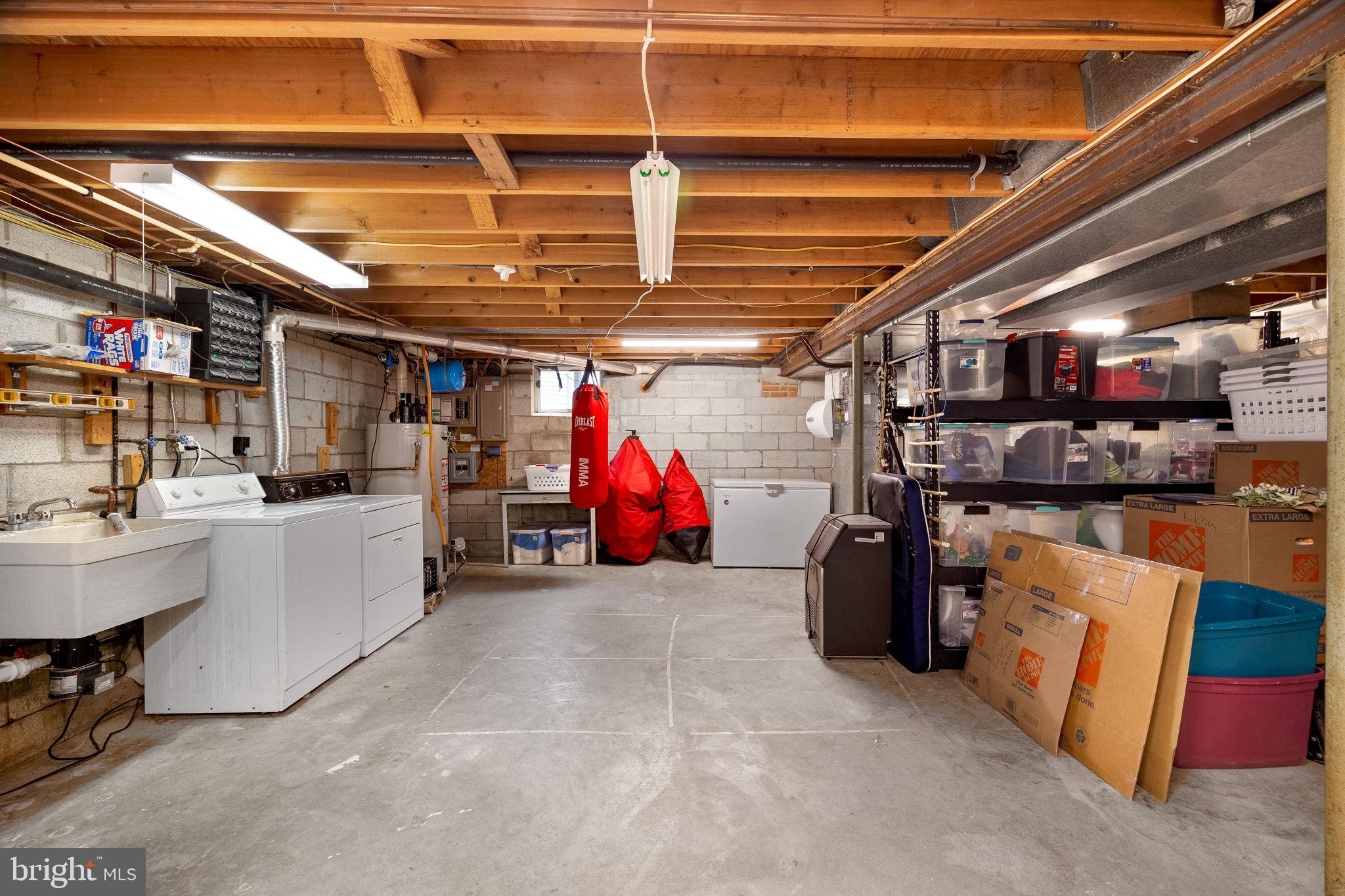 ULMSTEAD ESTATES - Residential