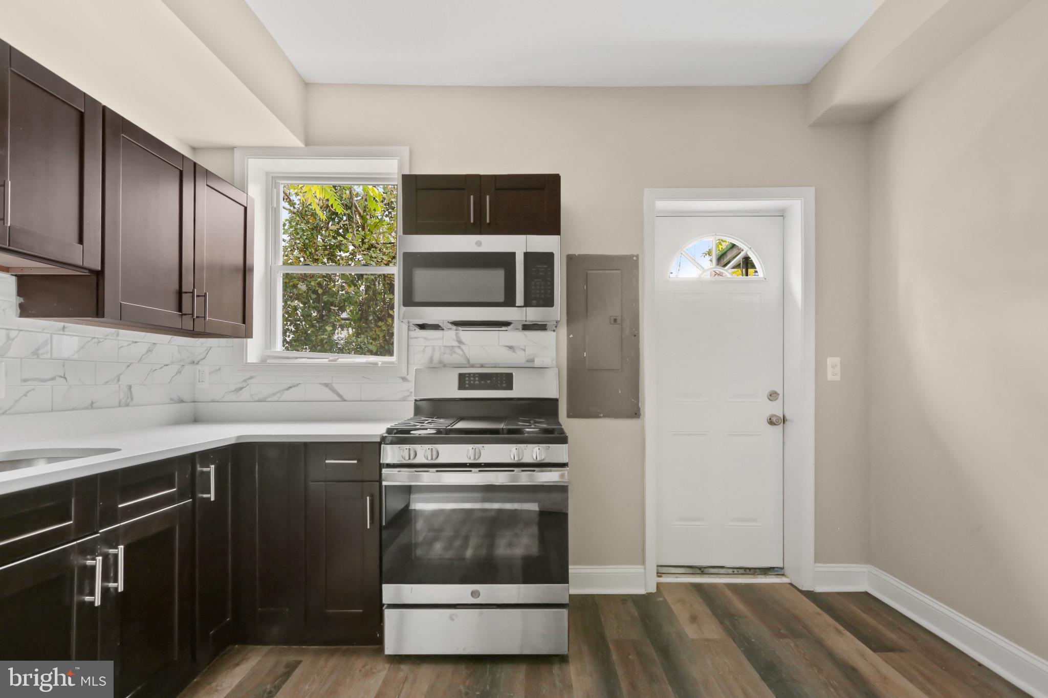 FRANKLINTOWN ROAD - Residential Lease