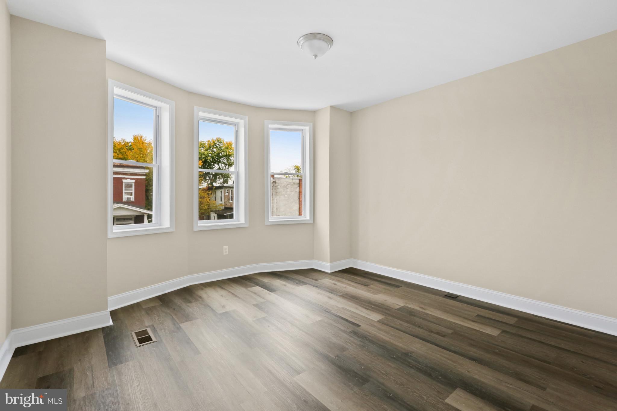 FRANKLINTOWN ROAD - Residential Lease