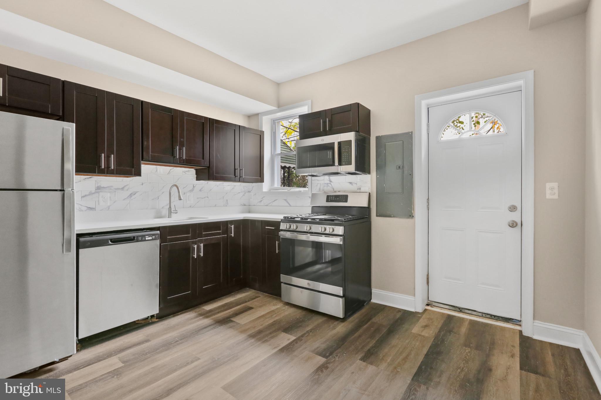 FRANKLINTOWN ROAD - Residential Lease