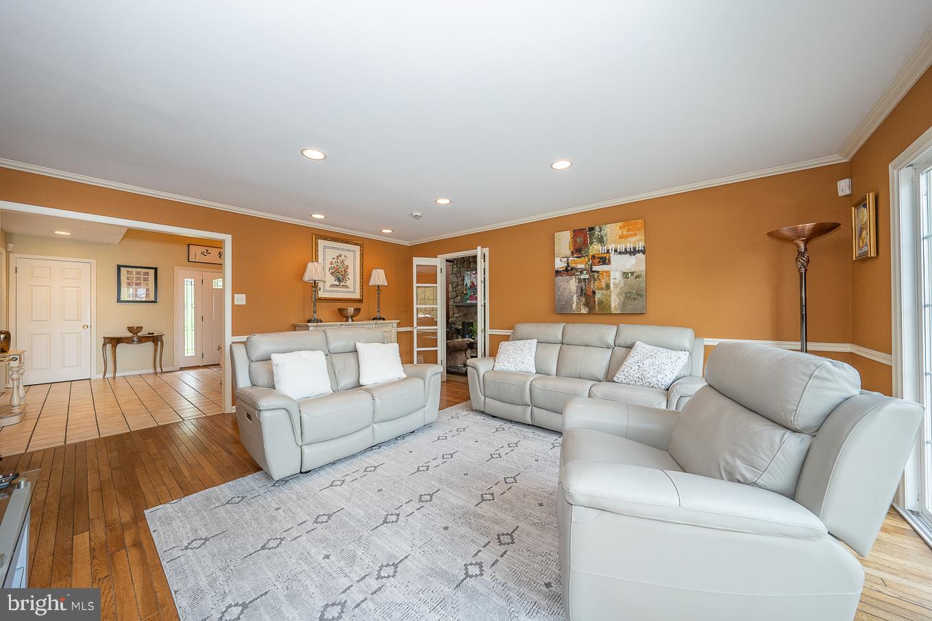 INDIAN CREEK - Residential