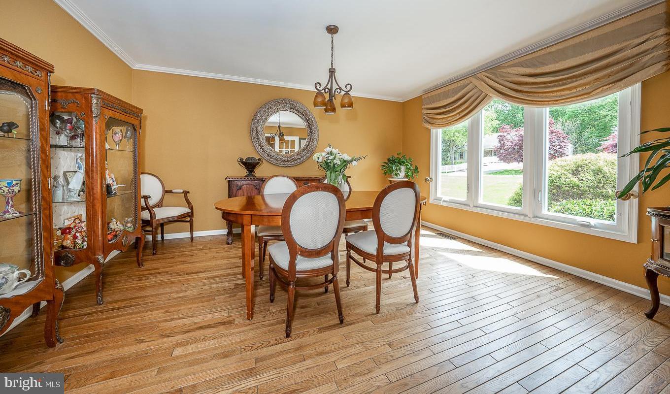 INDIAN CREEK - Residential