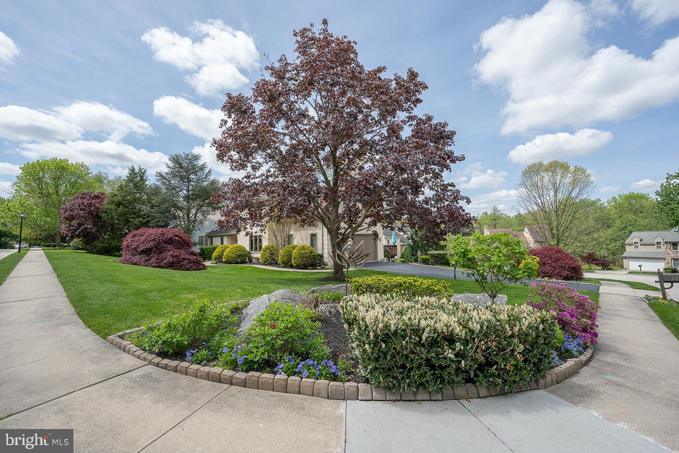 INDIAN CREEK - Residential