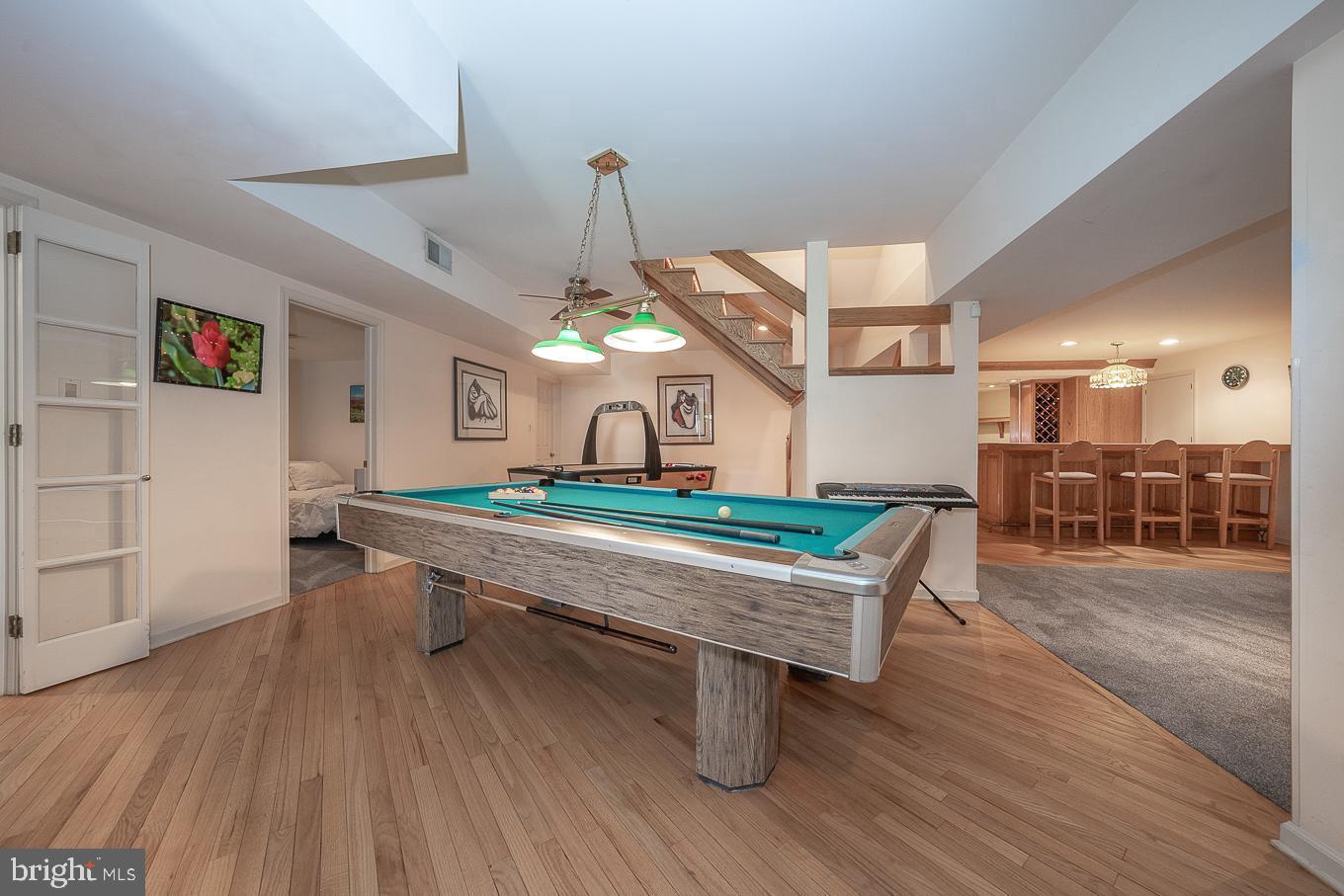 INDIAN CREEK - Residential