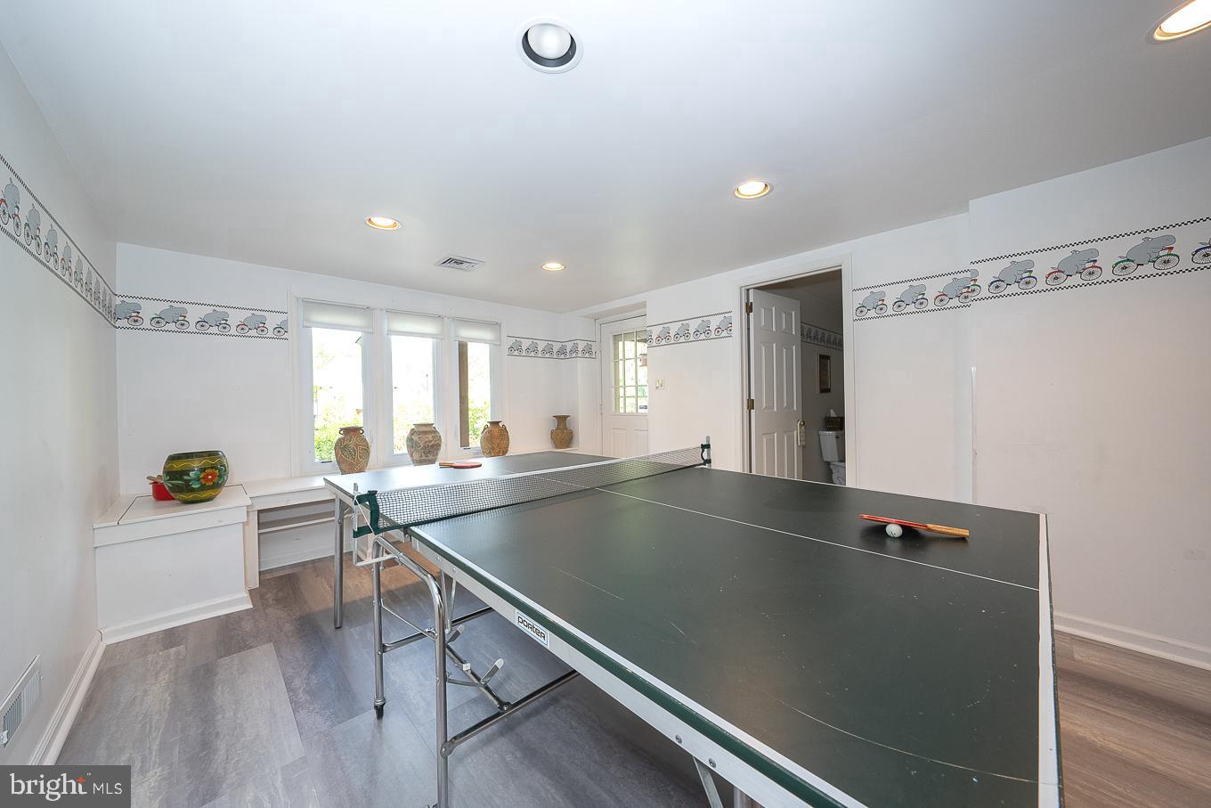 INDIAN CREEK - Residential