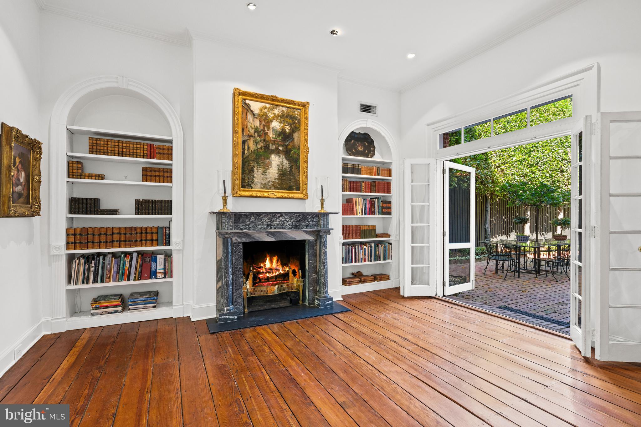 GEORGETOWN - Residential