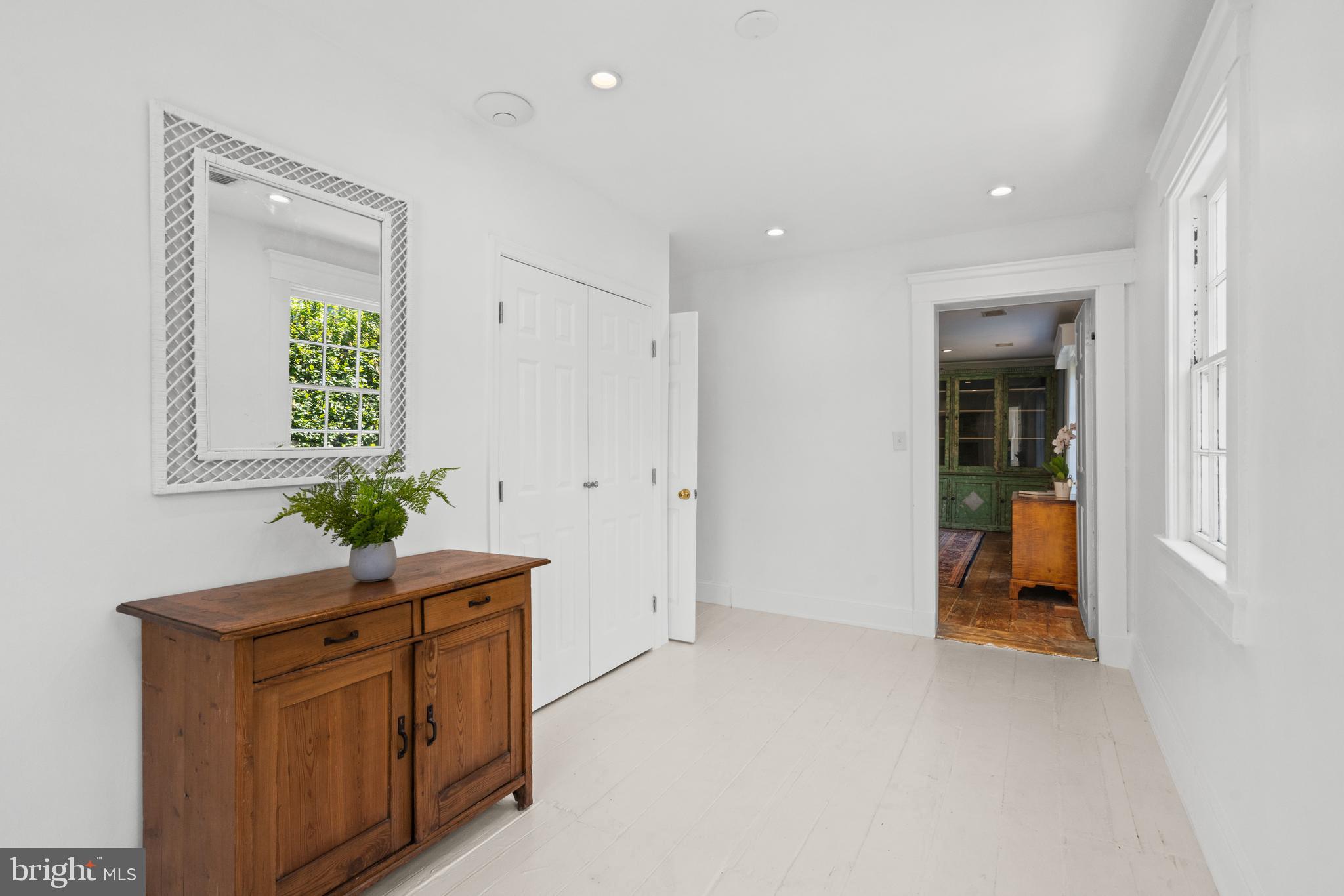 GEORGETOWN - Residential