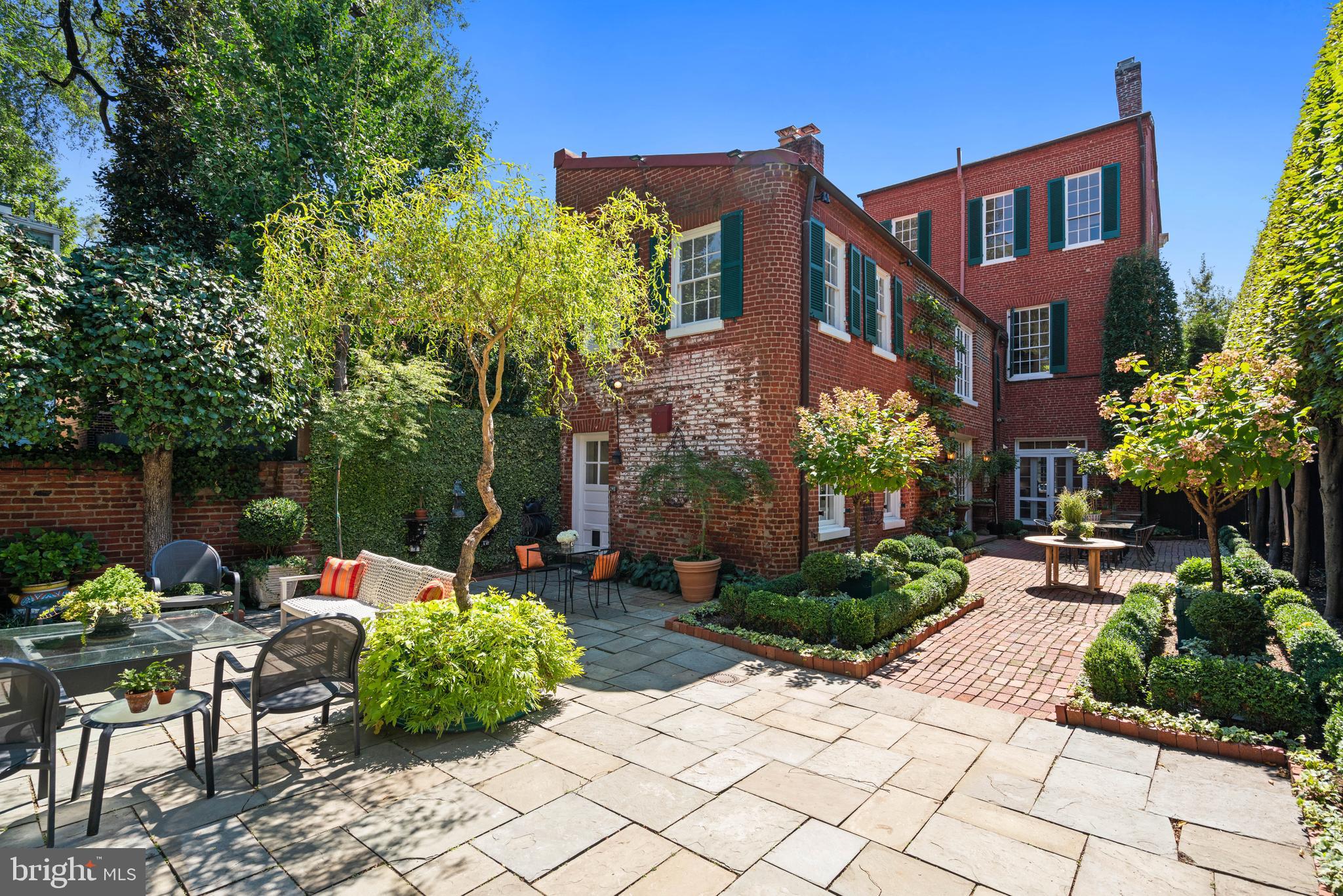 GEORGETOWN - Residential