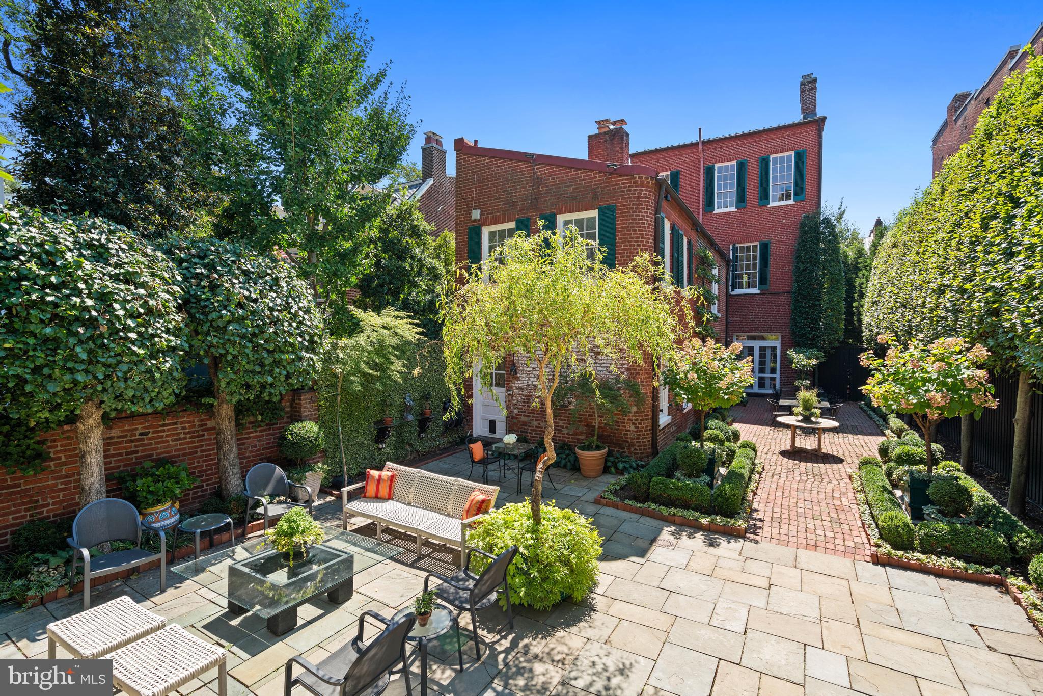 GEORGETOWN - Residential