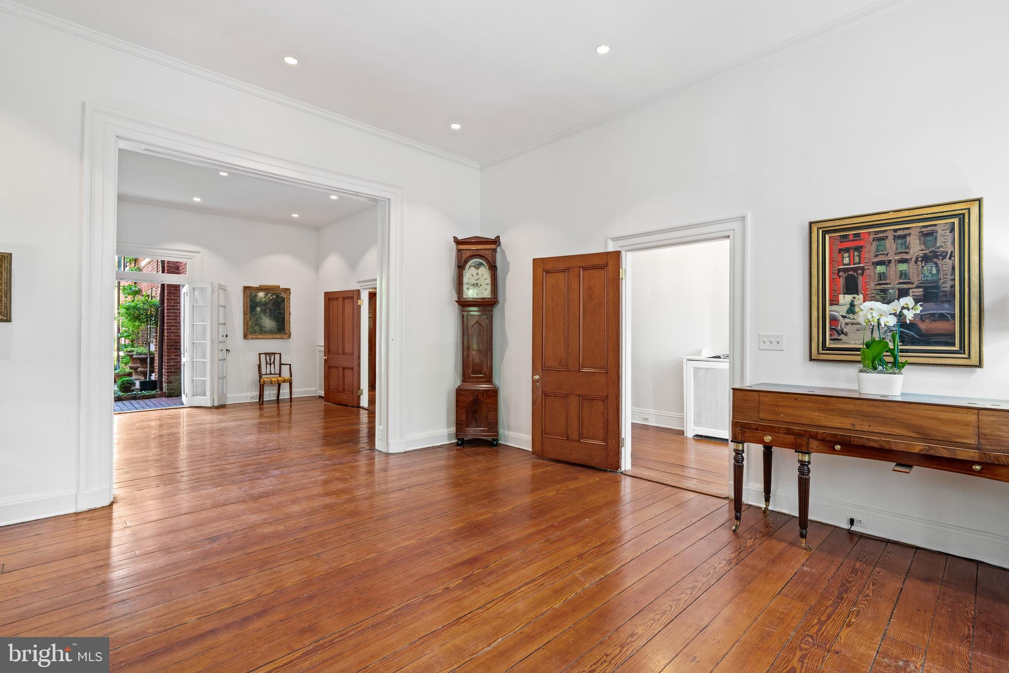 GEORGETOWN - Residential