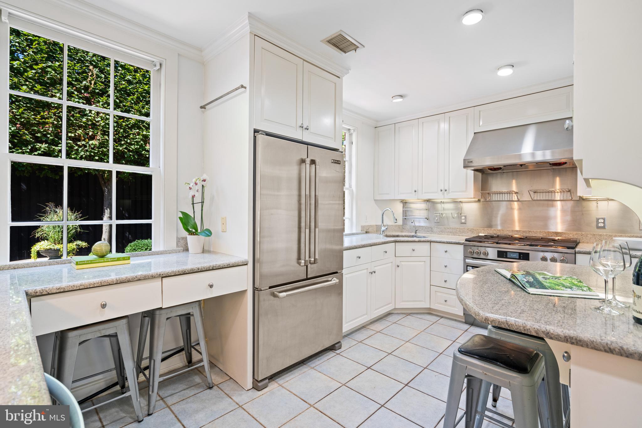 GEORGETOWN - Residential