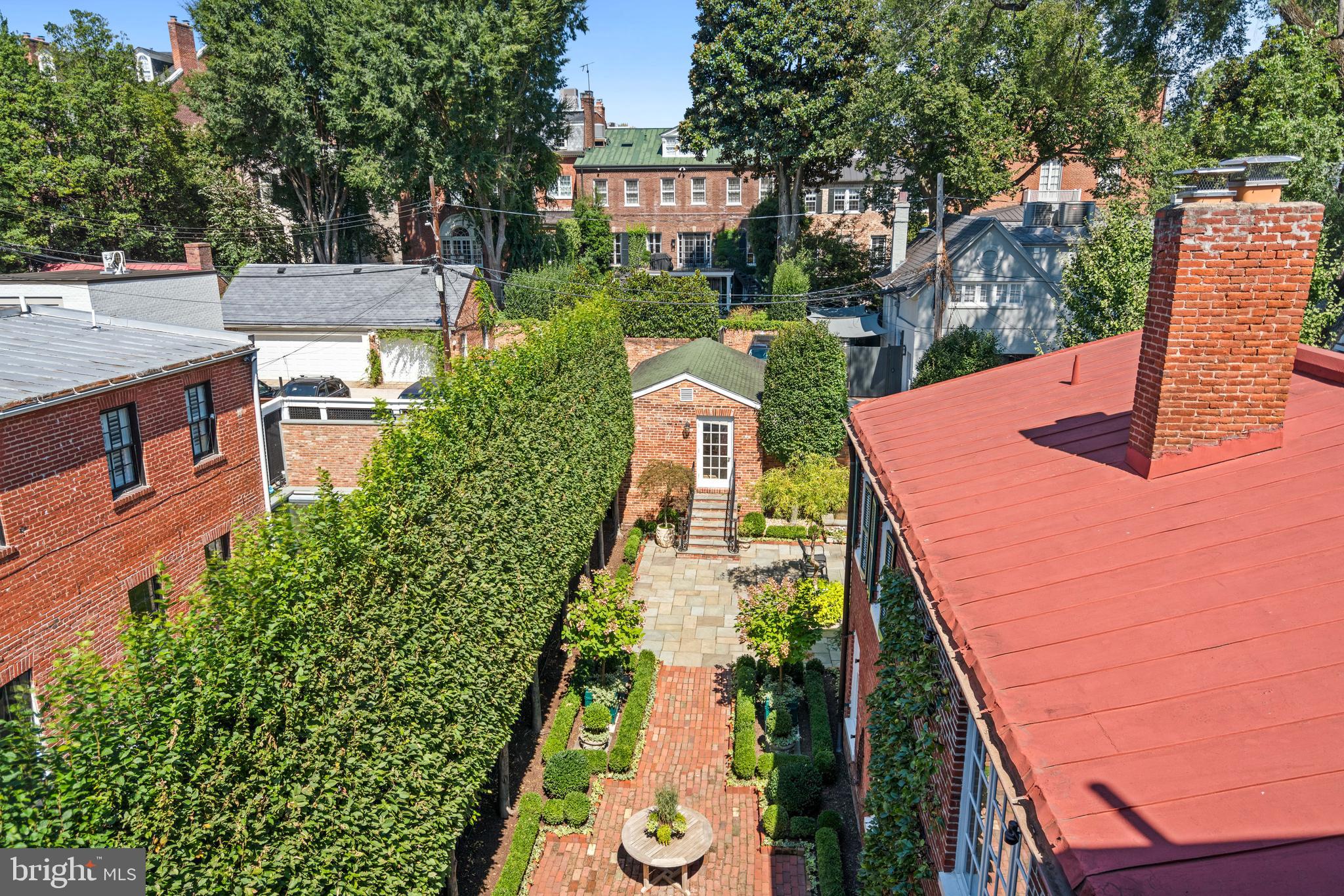 GEORGETOWN - Residential