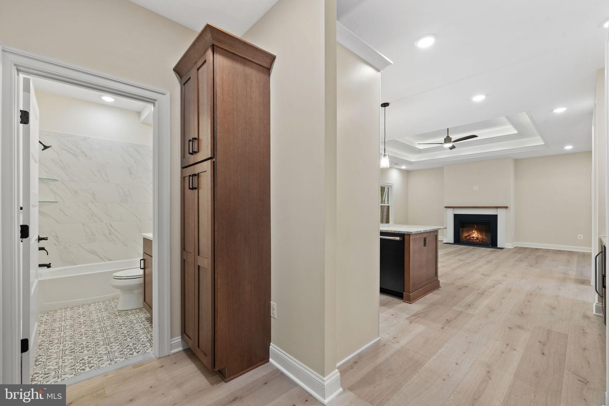 SPRINGDALE - Residential