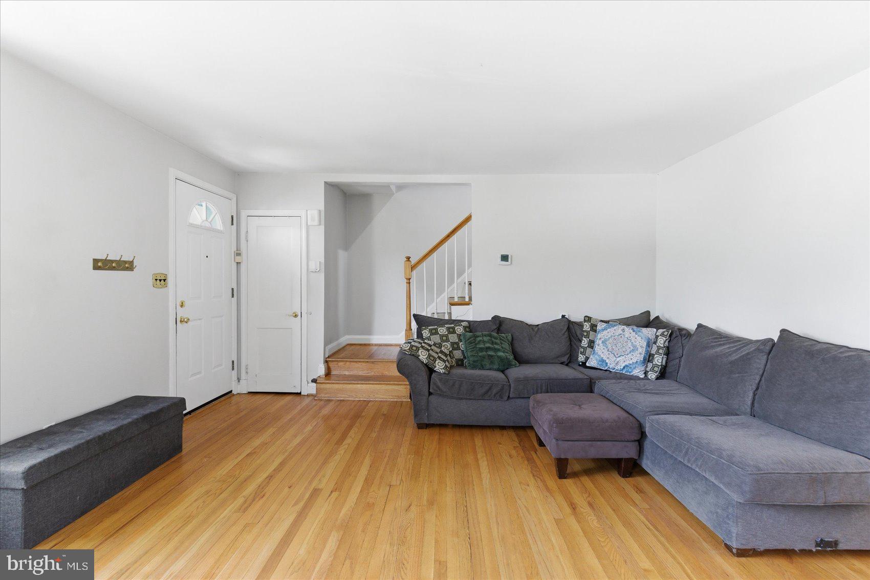 LOCH HILL - Residential