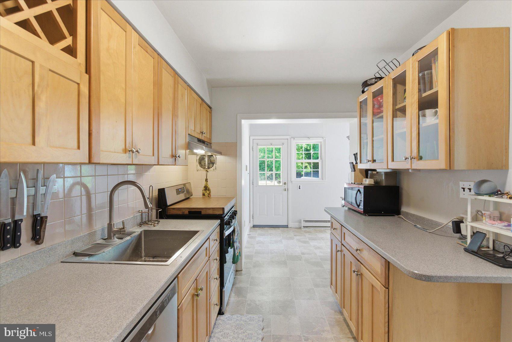 LOCH HILL - Residential