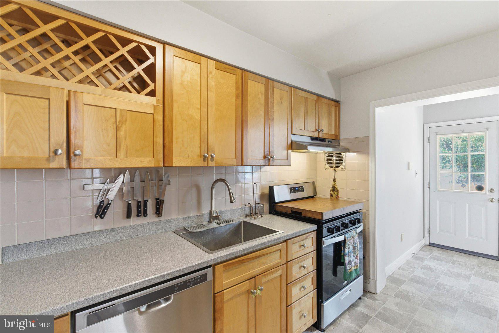 LOCH HILL - Residential