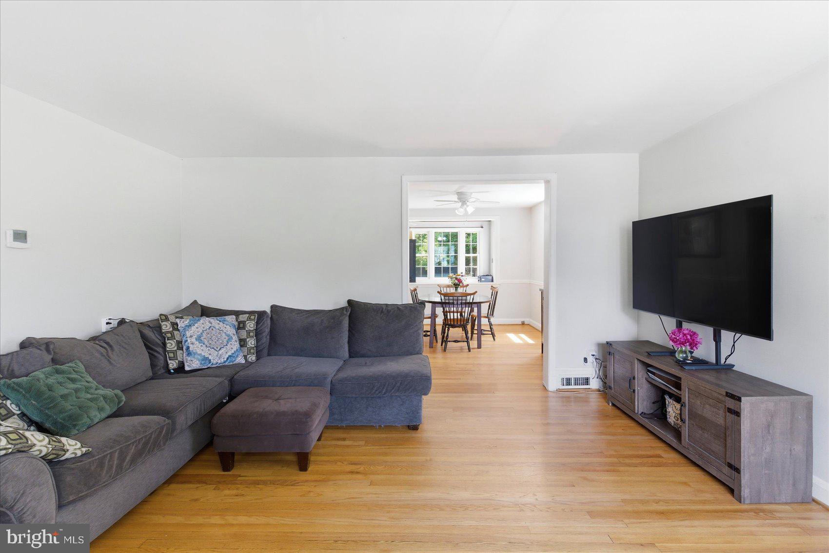 LOCH HILL - Residential