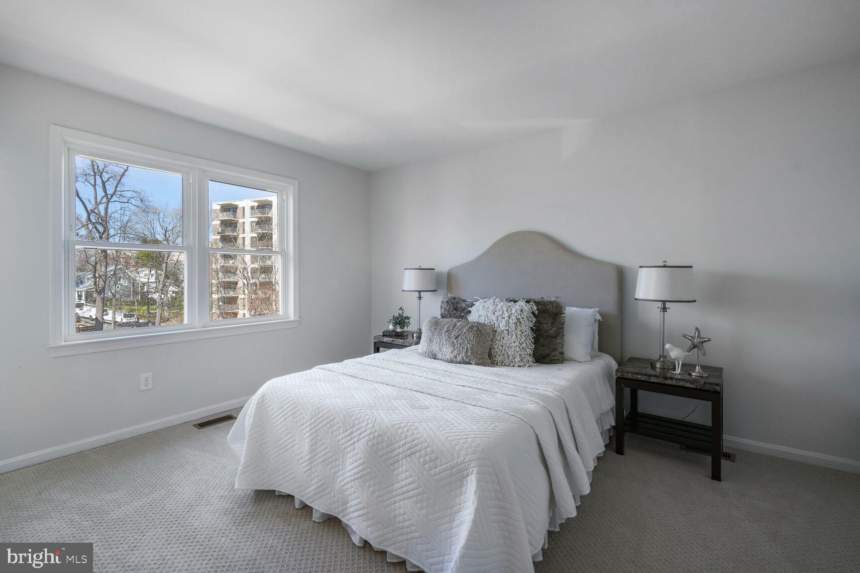 COURTHOUSE PARK - Residential