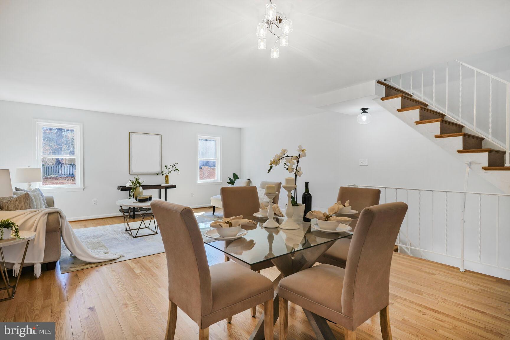 1004 N CLEVELAND STREET