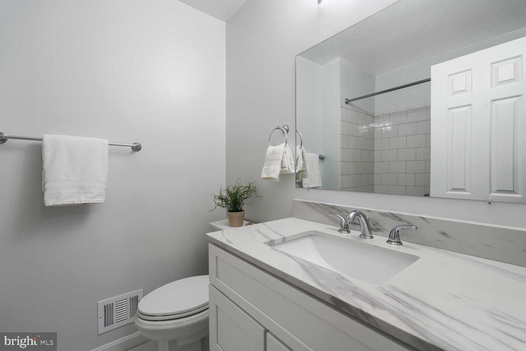 COURTHOUSE PARK - Residential