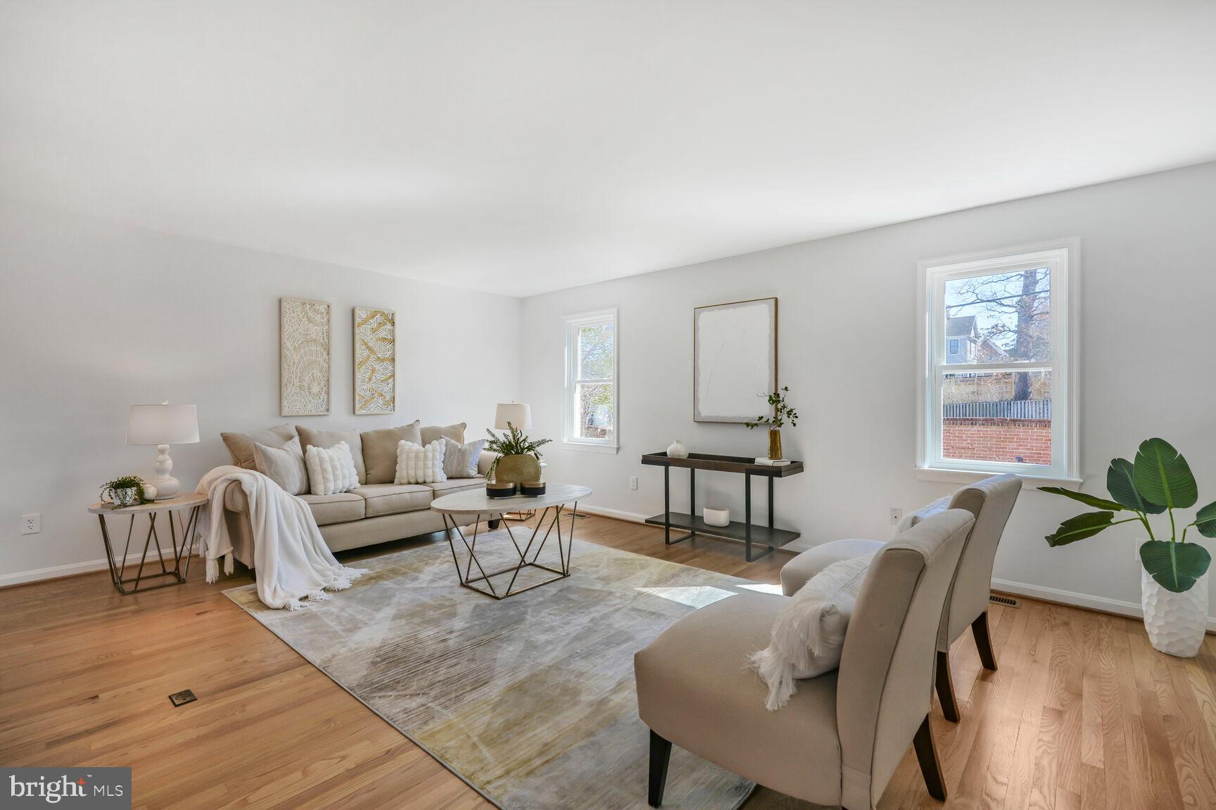 1004 N CLEVELAND STREET