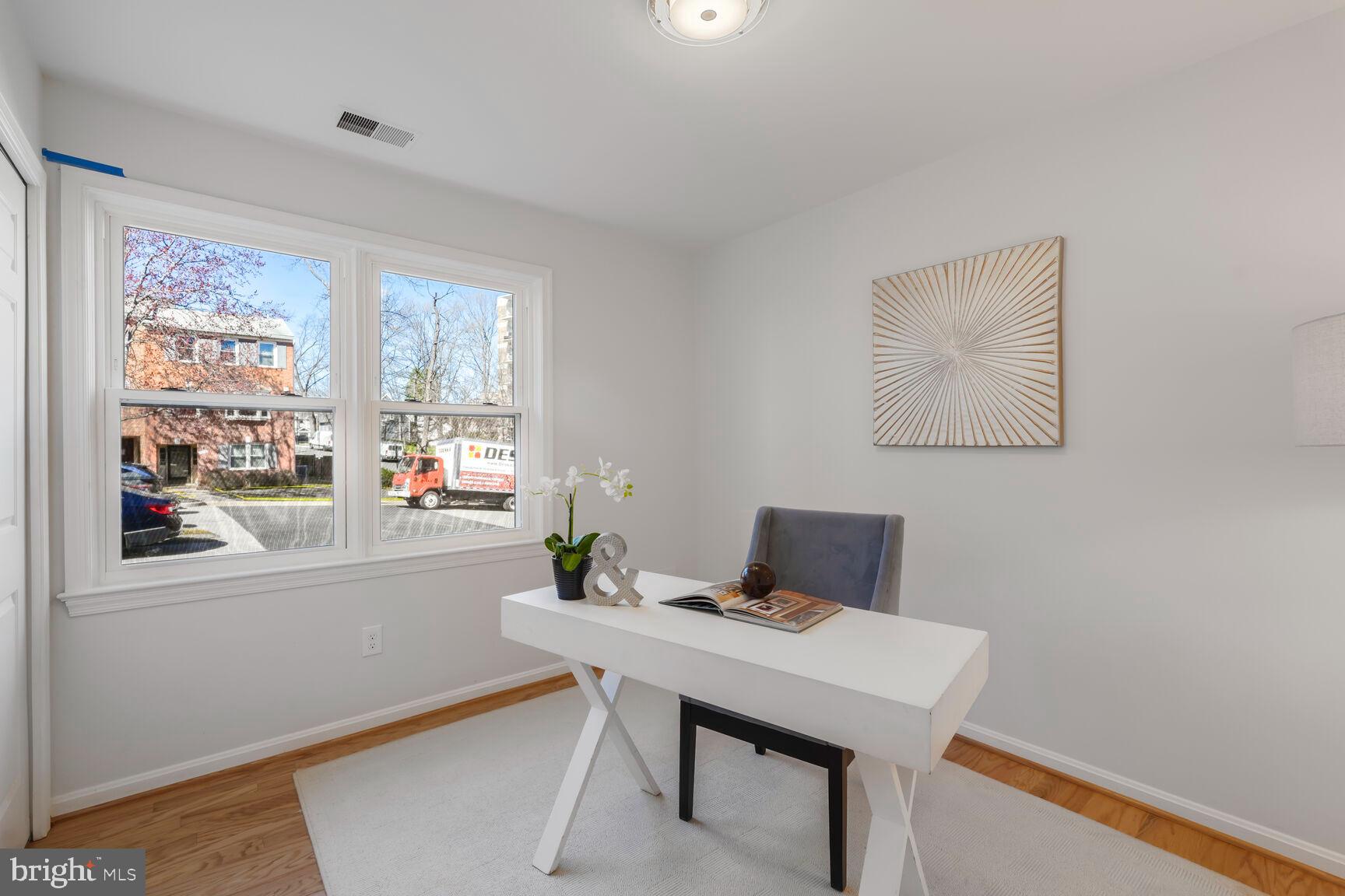 COURTHOUSE PARK - Residential