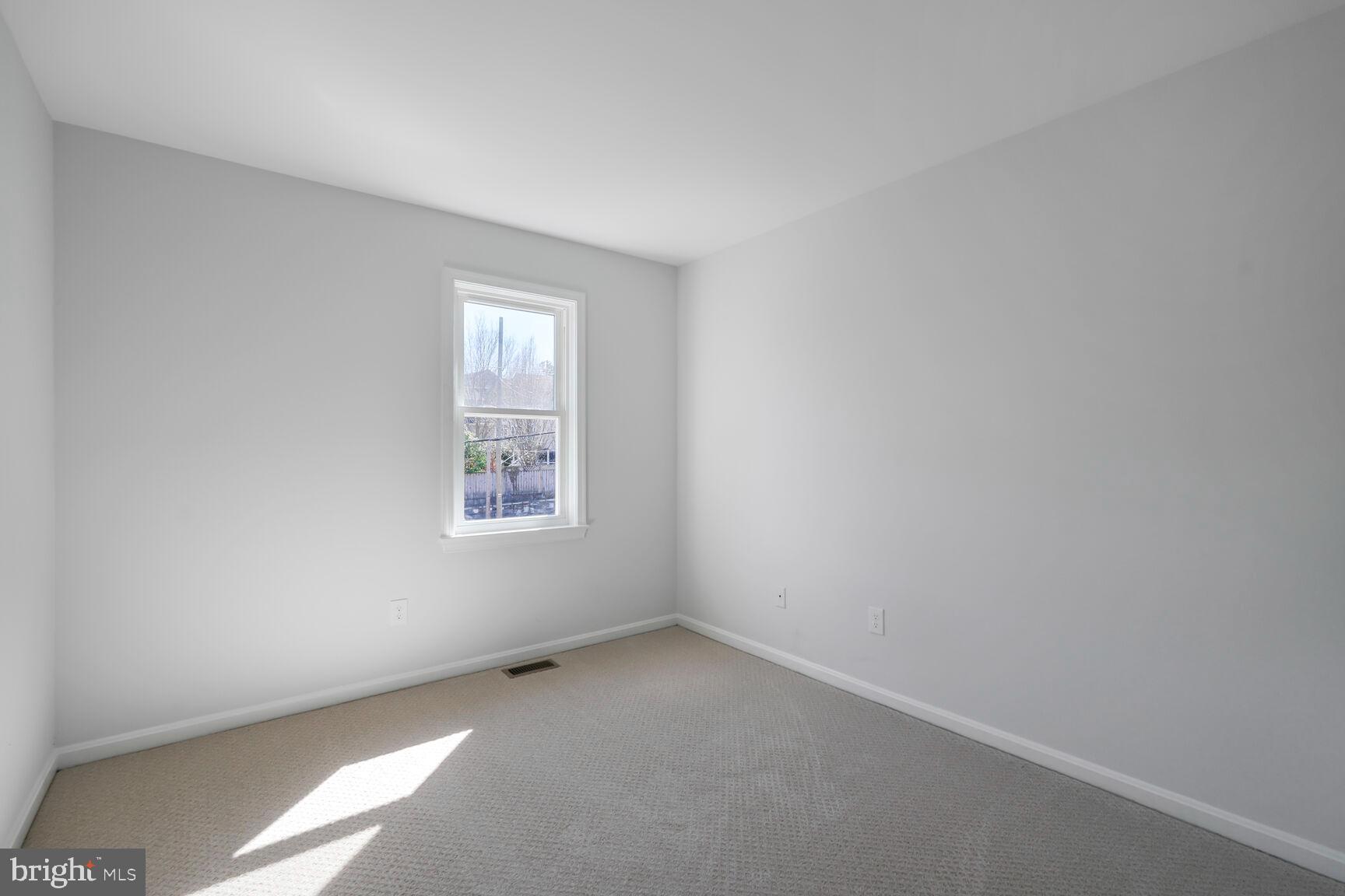 COURTHOUSE PARK - Residential