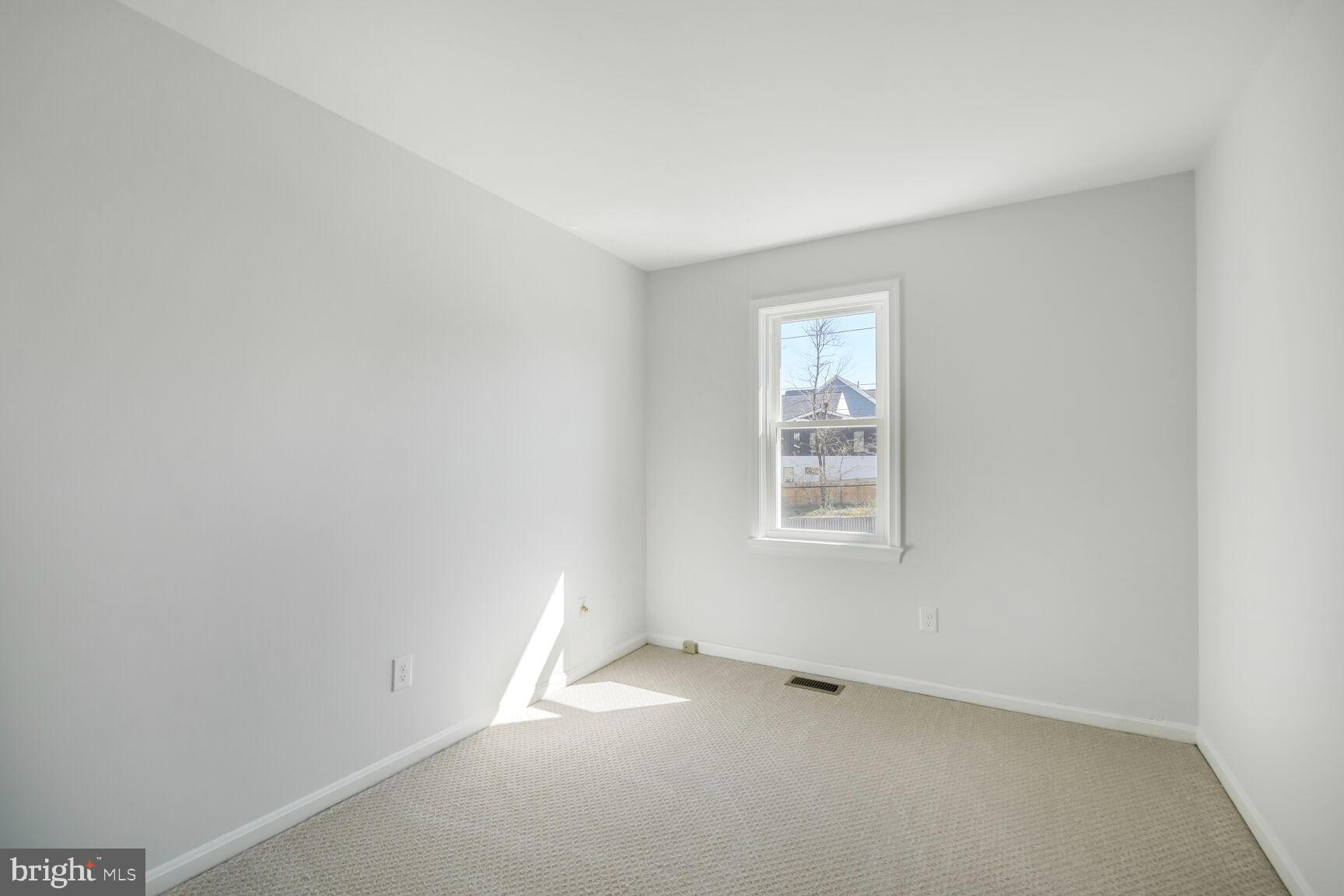 COURTHOUSE PARK - Residential