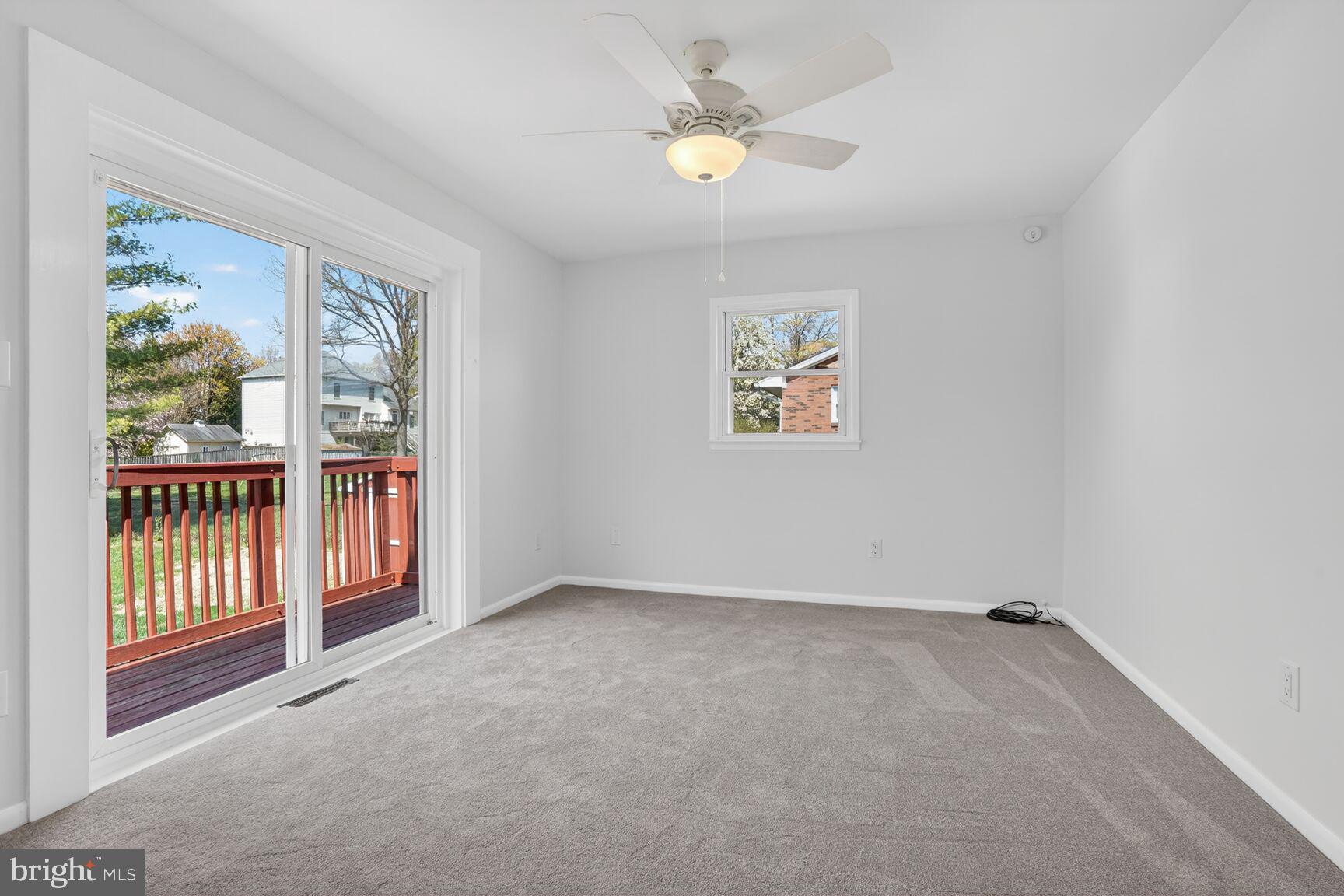 LAKEVIEW ESTATES - Residential