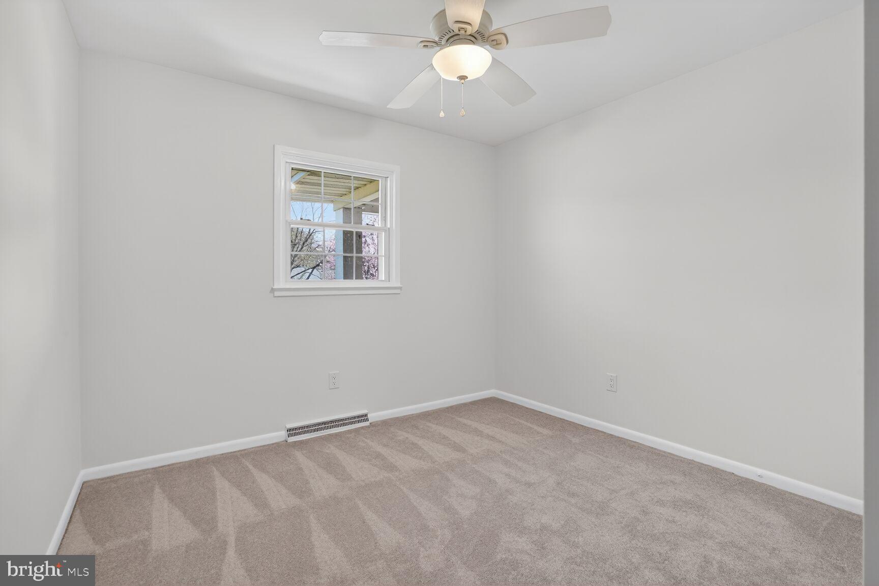 LAKEVIEW ESTATES - Residential